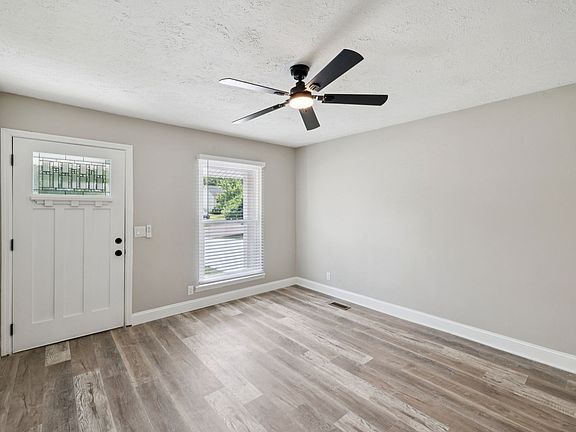3rd image of 181 Timberlake Dr