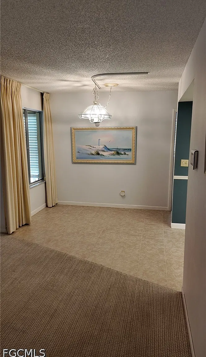 2 bed, 2.0 bath, 1000 sqft, $2,400 — Photo 4