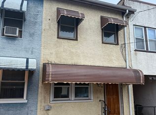 10 W 3rd St, Marcus Hook, PA 19061