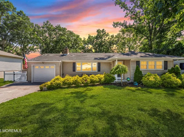 469 River Terrace, Toms River, NJ 08755