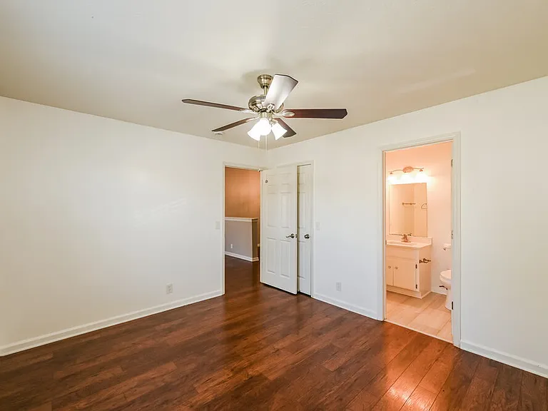 4936 Deerhaven Dr — Photo 10