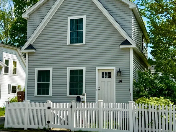 14 Elm Street, Goffstown, NH 03045