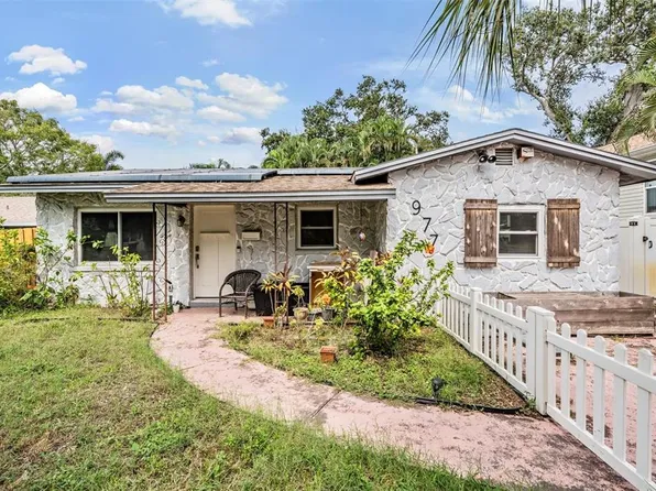 977 27TH AVENUE S, ST PETERSBURG, FL 33705