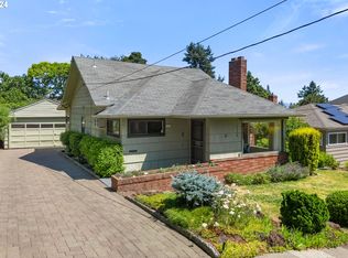 7217 SE Main St, Portland, OR 97215