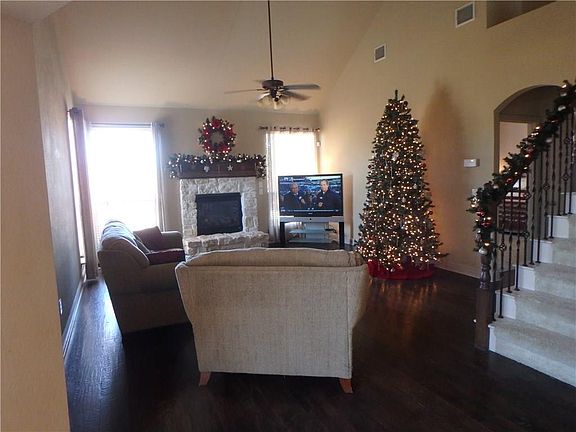 5th image of 2601 Saint Johns Dr
