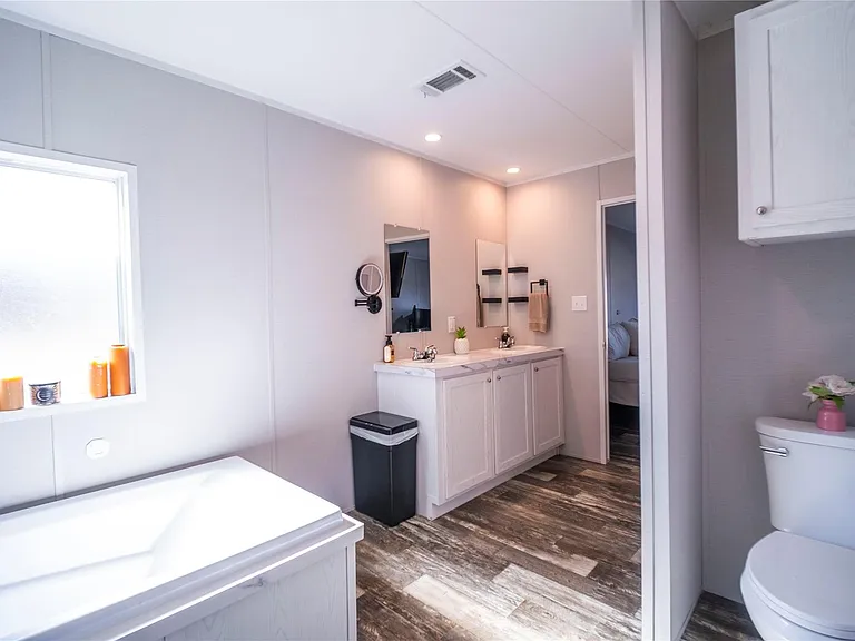 5402 Five Oaks Dr — Photo 13