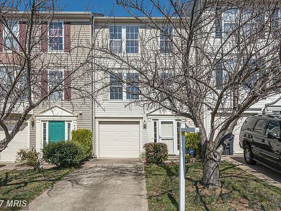 2nd image of 4605 Colonnade Way