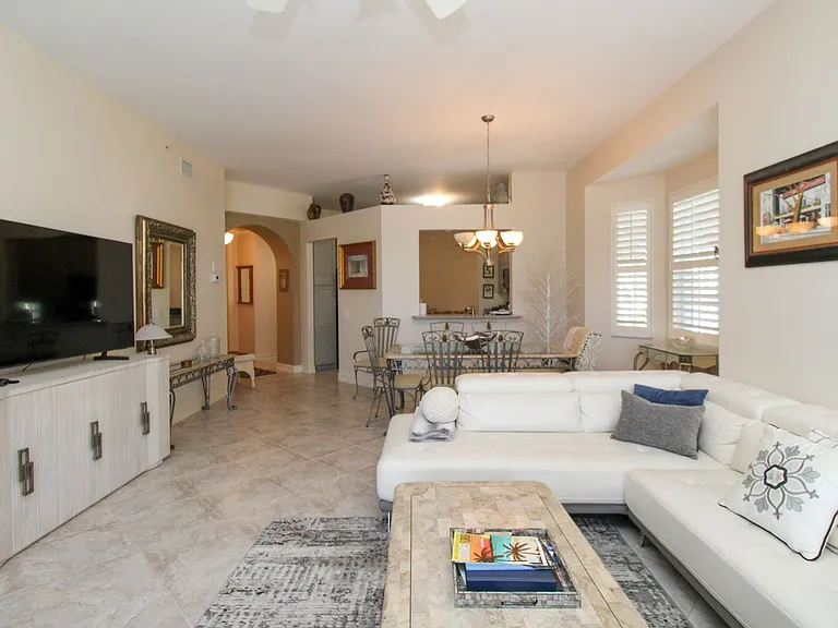 825 Bentwater Cir #101 — Photo 31