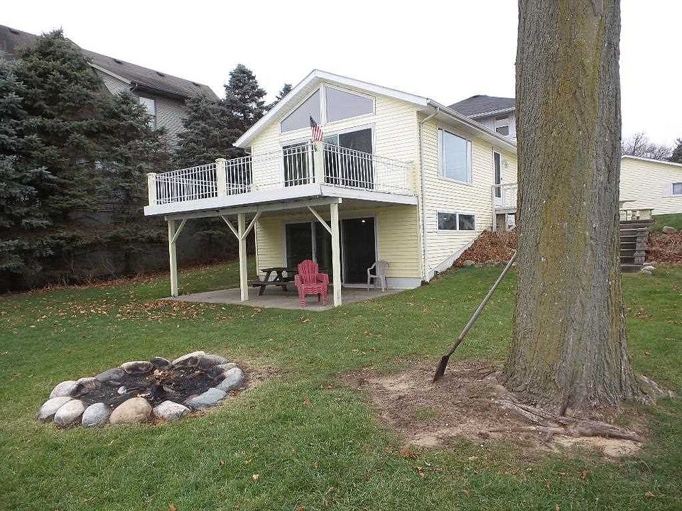 1st image of 51332 N Shore Dr