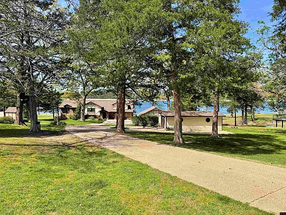 2nd image of 2668 Mallard Point Rd