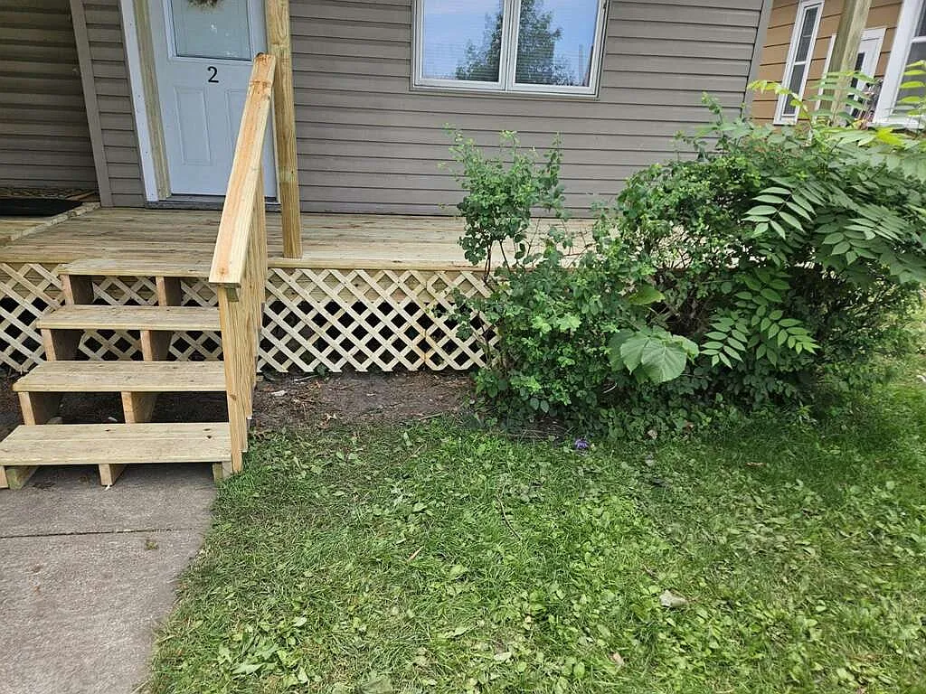 Entrance, New Patio - 413 E Broadway St #2