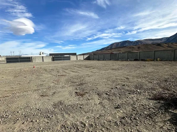 228 Industrial Cir #32, Mammoth Lakes, CA 93546