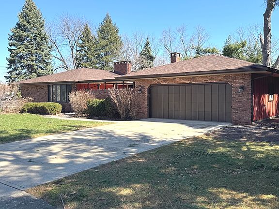 2nd image of 210 S Small Ave