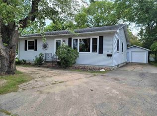 517 N Peach Ave, Marshfield, WI 54449