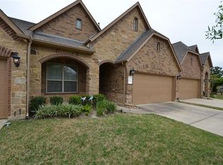 9719 Old Timber Ln, Spring, TX 77379