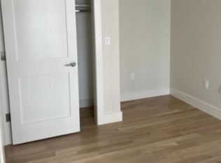 75 Garfield St #1, Cambridge, MA 02138