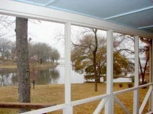 5162 Beach View Dr, Malakoff, TX 75148