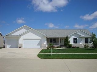 610 High Point Dr, Atkins, IA 52206