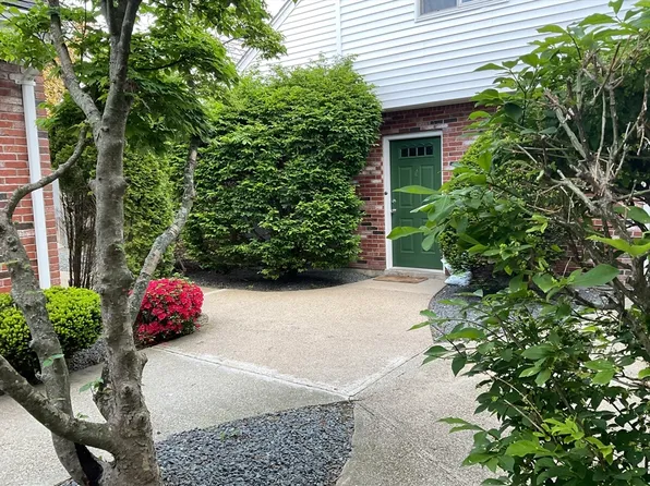 231 Lake St Unit D, Weymouth, MA 02189
