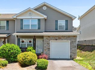 204 Pembrook Rd, Swannanoa, NC 28778