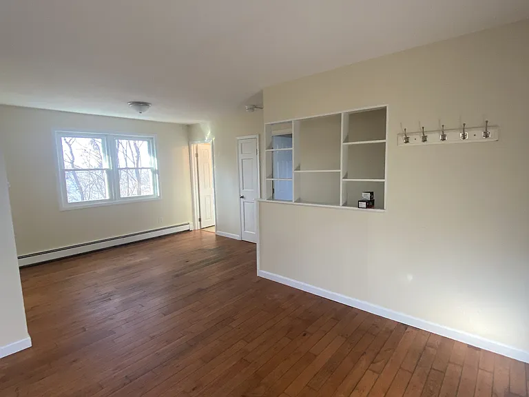 426 Colchester Ave #6 — Photo 6