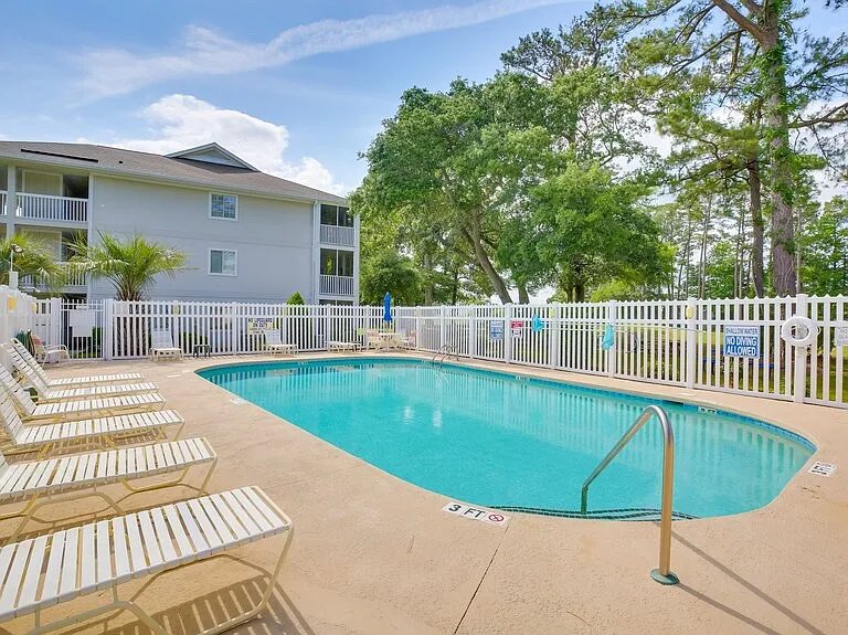 4405 Eastport Blvd #D4 — Photo 19