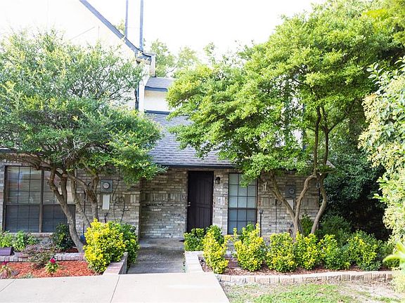 2nd image of 3938 Brandon Park Dr
