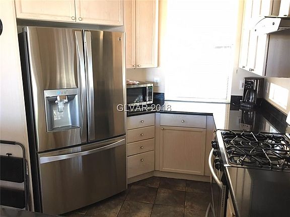 3rd image of 4746 Regalo Bello St