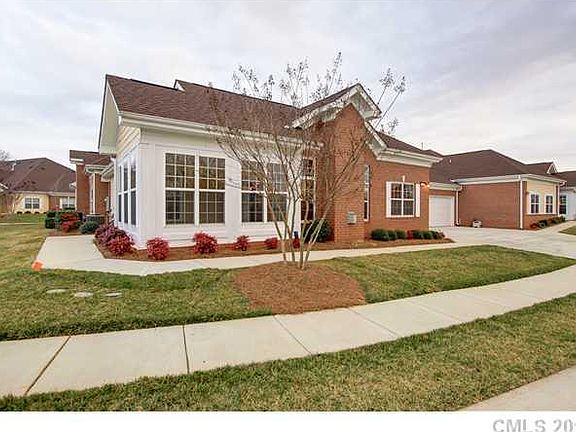 3rd image of 3320 Abbey Walk Ln #32D