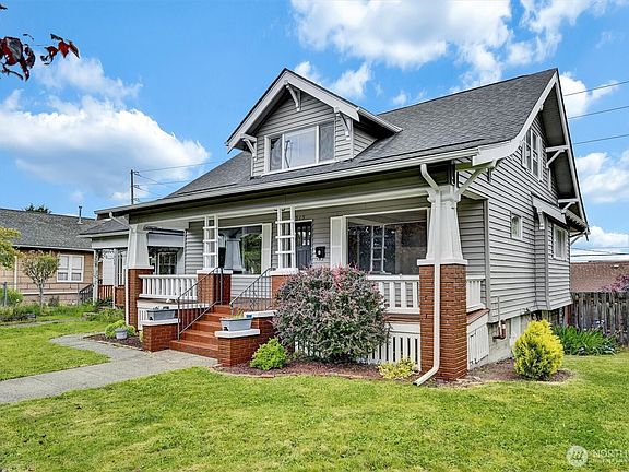 3rd image of 1515 S Ainsworth Avenue