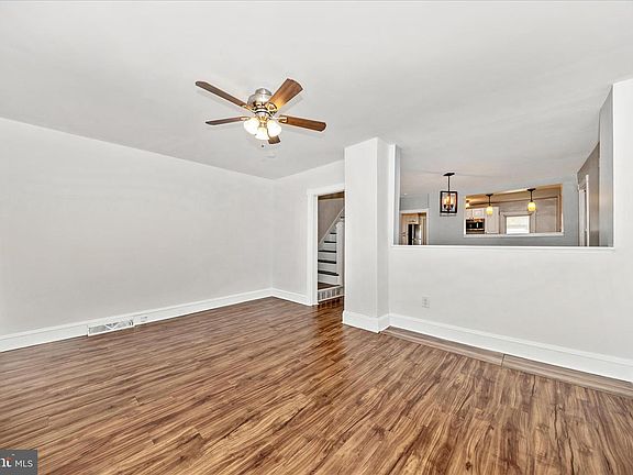 2nd image of 202 Maple Ave
