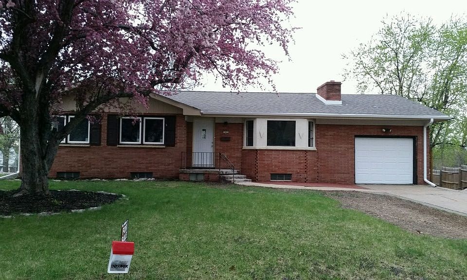 1st image of 7621 Windsor Dr