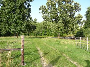 37 E Hannah Rd, Summertown, TN 38483