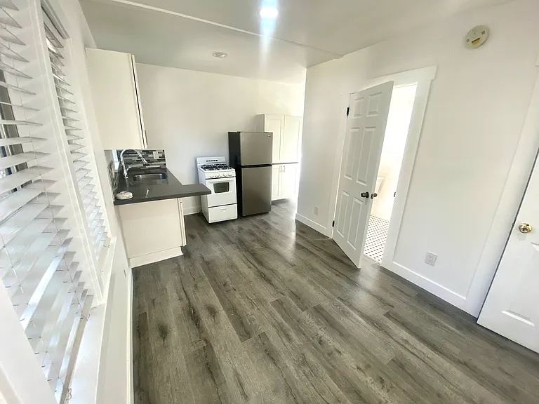1614 Maltman Ave #1/4 — Photo 6