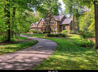 6340 S Ryan Ridge Dr, Holland, MI 49423