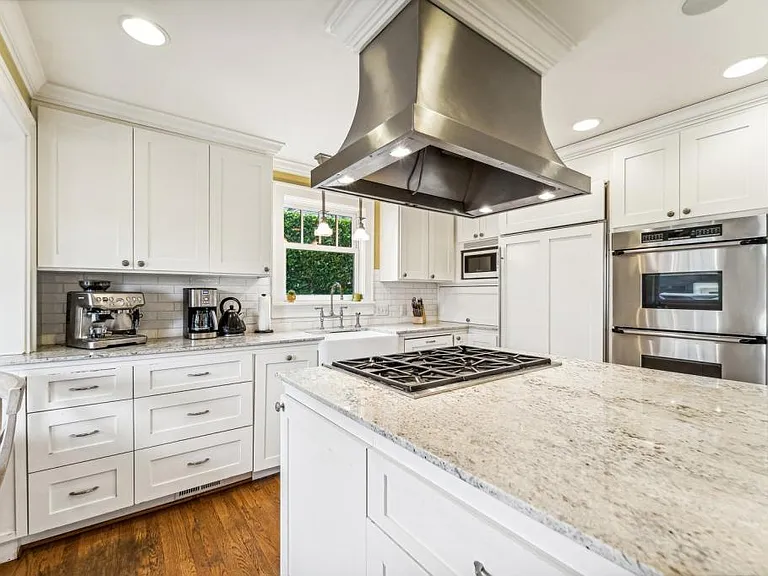 Chef's Kitchen