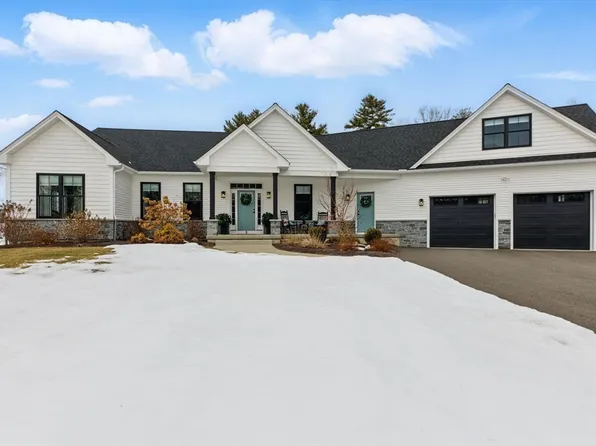 5 Honeybird Run, Southwick, MA 01077