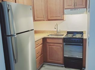 151 Courtland Ave APT 2, Stamford, CT 06902