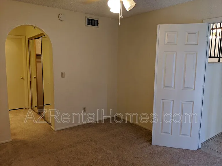 609 E Mesquite Cir #127 — Photo 10