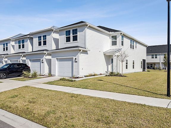 3rd image of 95385 Katherine St