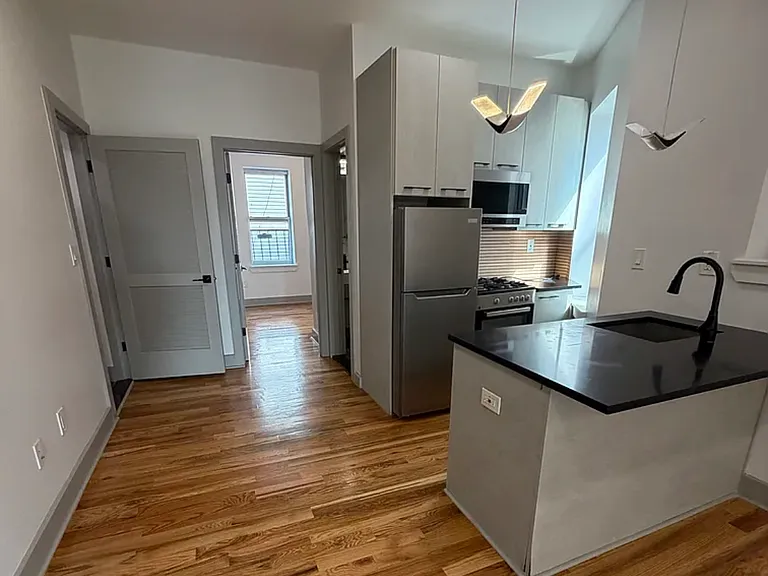 181 Baldwin Ave — Photo 7