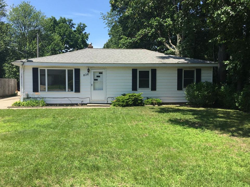 1st image of 836 136th Ave