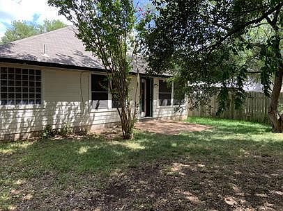 3rd image of 9300 Sanford Dr