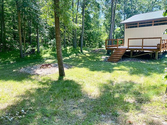 2nd image of 1583 Timber Ln