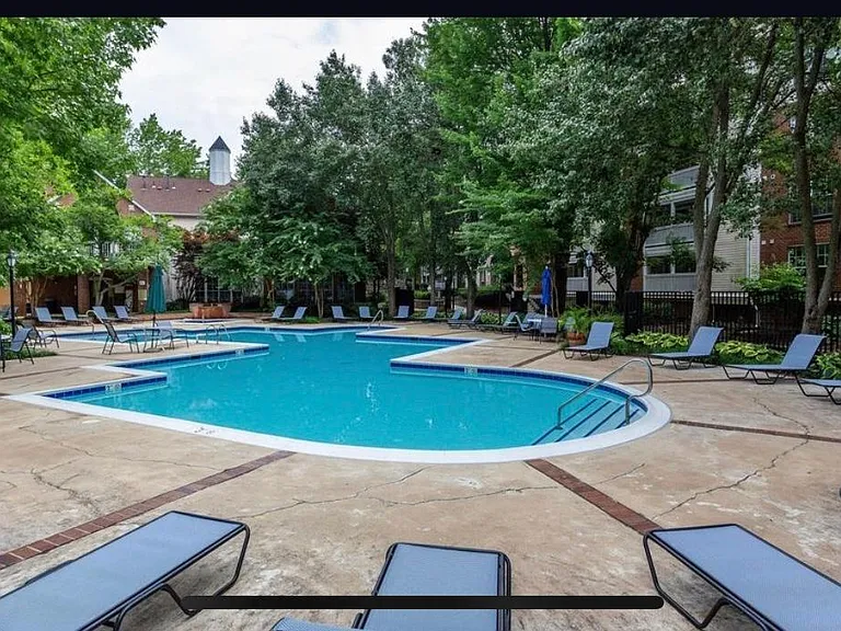 1535 Lincoln Way #202 — Photo 4