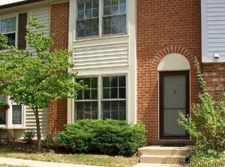 5553 First Statesman Ln, Alexandria, VA 22312