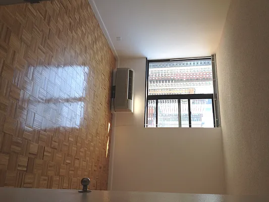 Rented by Realty Operations Group | media 2