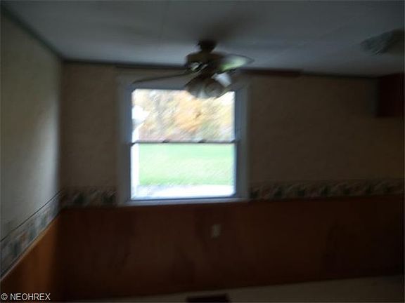 5th image of 7010 Oak St