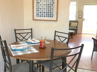 1103 Hoolai St APT B, Honolulu, HI 96814