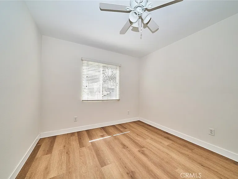 6377 Peach Ave — Photo 22